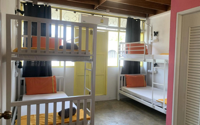 Sleep Sheep Phuket Hostel SHA
