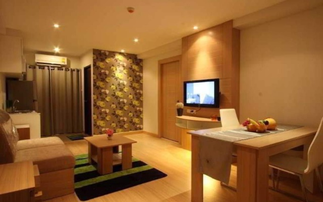 Grass Suites Thonglor