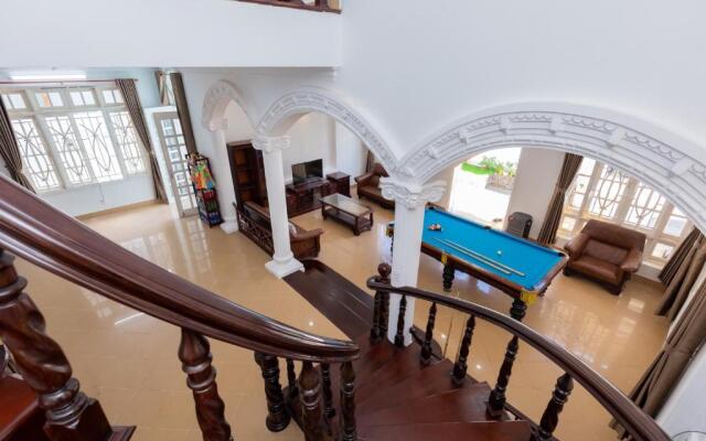 Ruby Villa F1