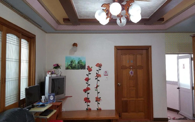 Jeju Sunflower Guest House