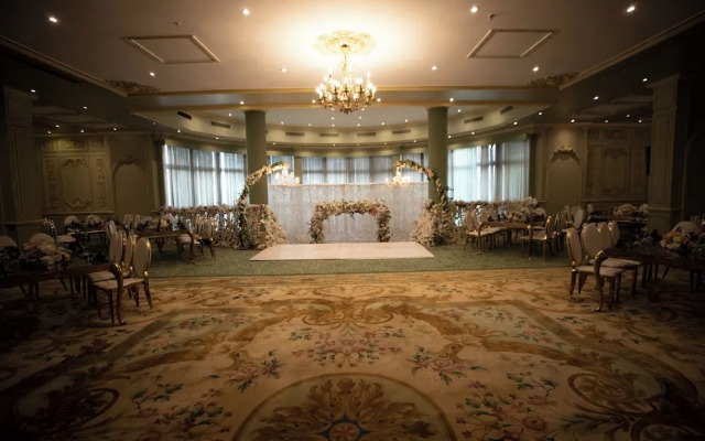 oriental grand plaza