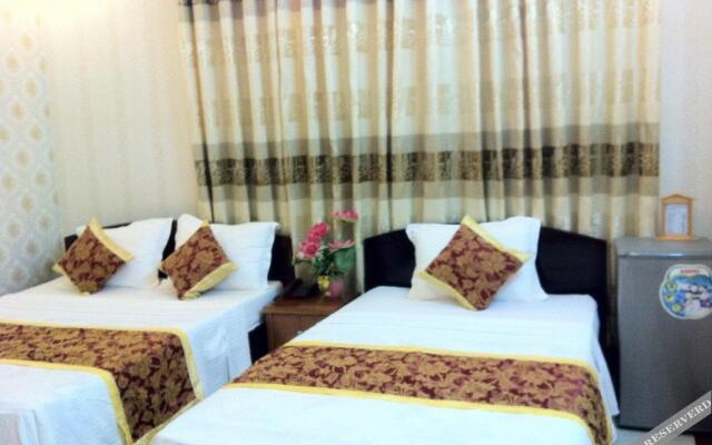 Phuong Hoa Hotel