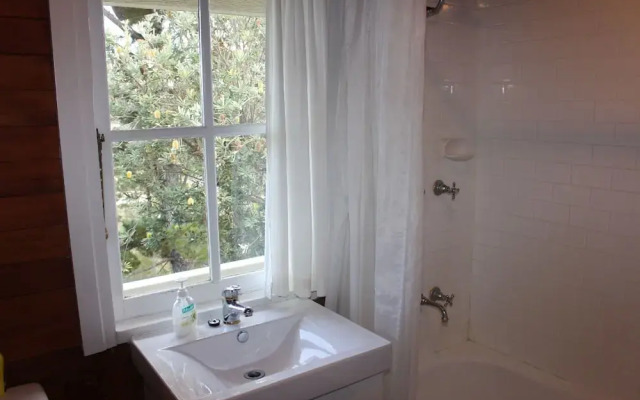 Keira Cottage