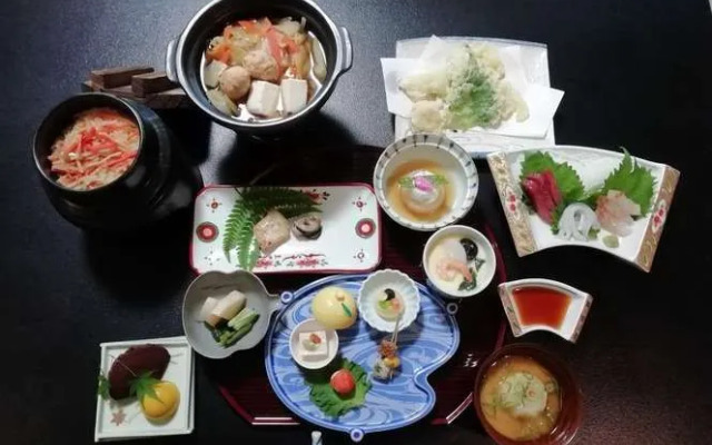 Kawazu Nanadaru Onsen Otsukaso