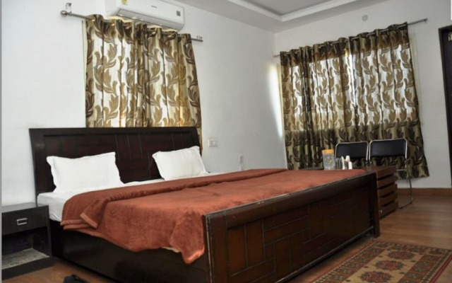 Hotel Udika Palace