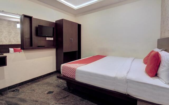 OYO 14158 The Kempty Fall Resort