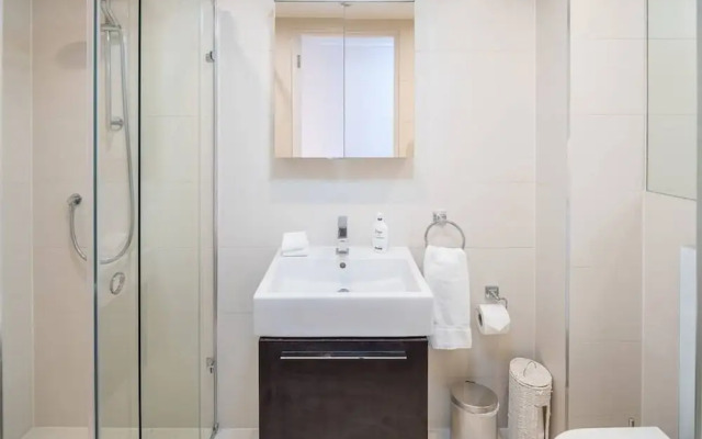 Beautiful Spacious 3 bed 2 Bath in Earl's Court