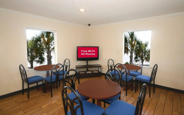 Red Roof Inn Santee