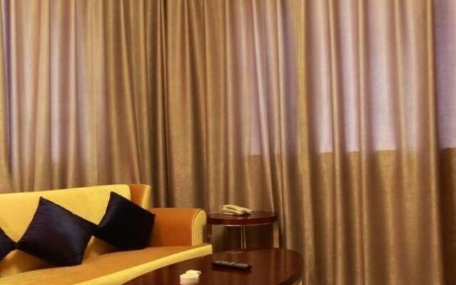 Xiongfei Holiday Hotel - Zigong