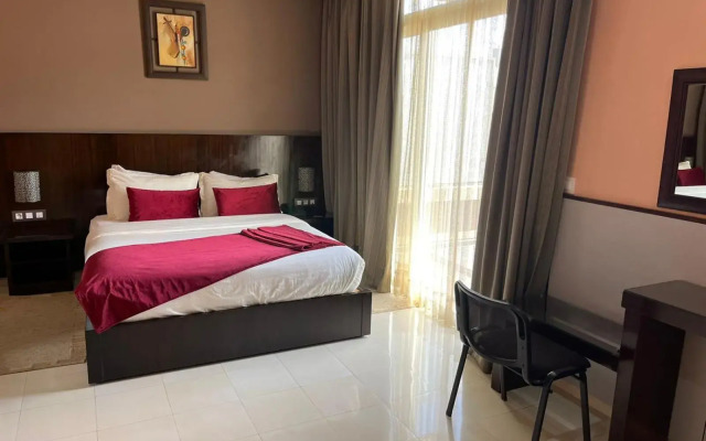 Hotel La Capitale