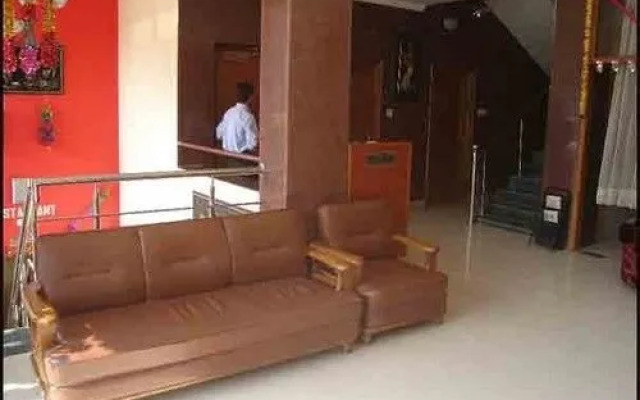 OYO 5855 Hotel Neelkanth