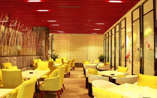 Lori Star Hotel
