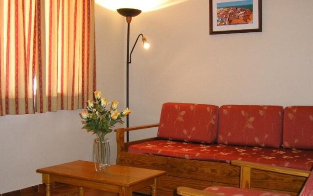 Apartamentos Vitória Hotel