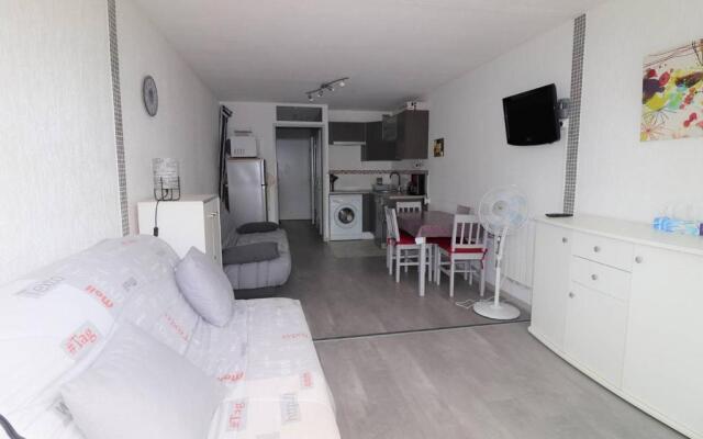 Appartement Le Grau-du-Roi, 1 pièce, 4 personnes - FR-1-307-36