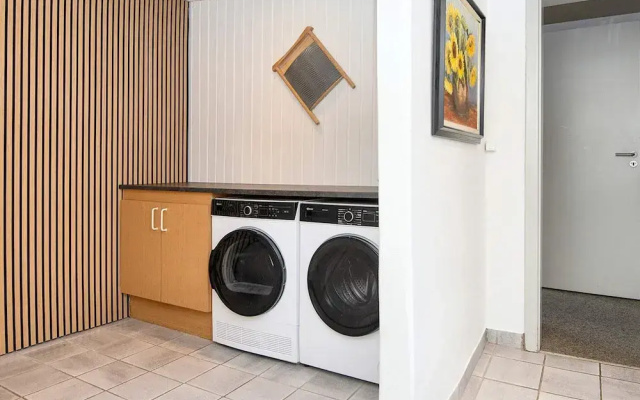 7 Person Holiday Home in Bredebro
