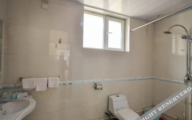 Huangcheng Holiday Hotel