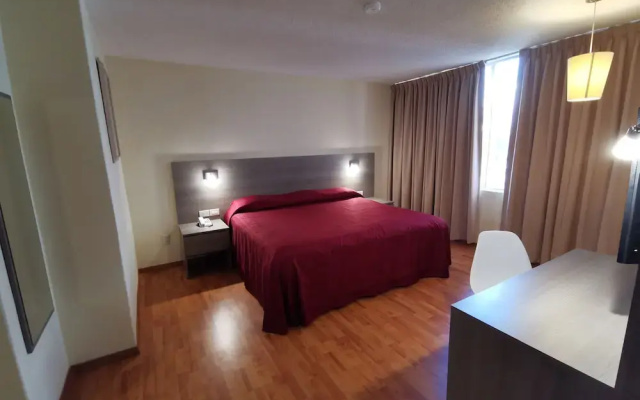 Auténtico Vertical Hotel