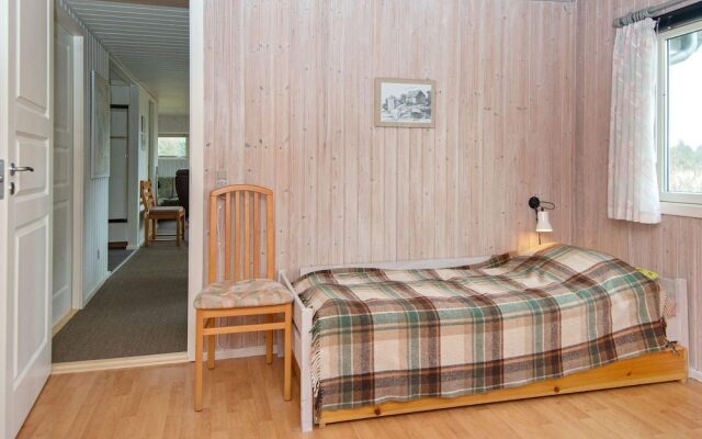 Spacious Holiday Home in Hemmet near Sea