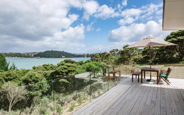 Te Whau Bach Apartments