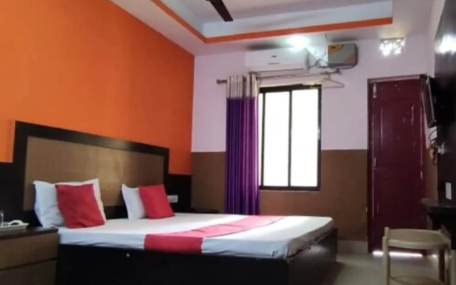 Goroomgo Samrat Palace Puri