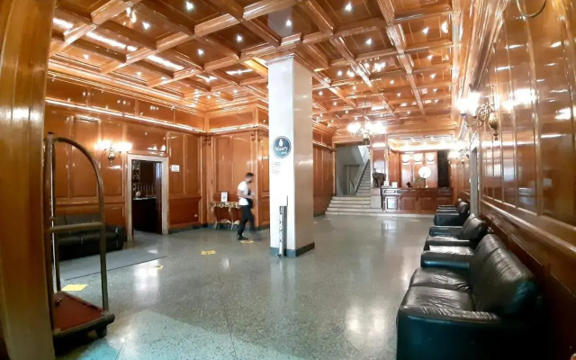 Hotel Maury
