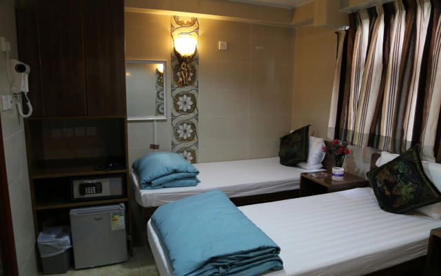 Russian Hostel