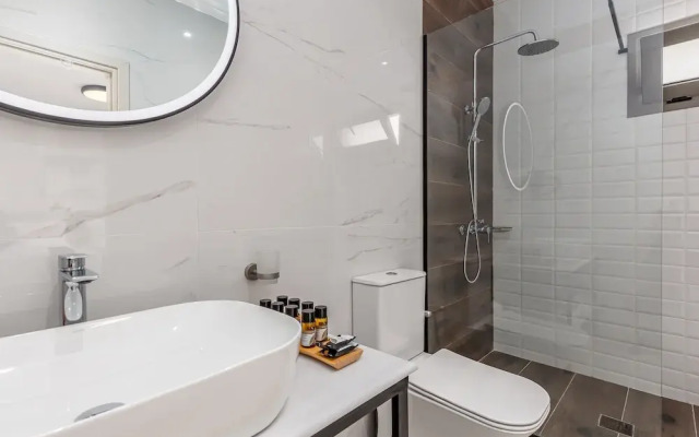 Comissa Luxury Suites