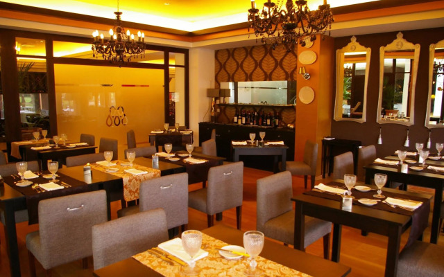 Onyria Quinta da Marinha Hotel