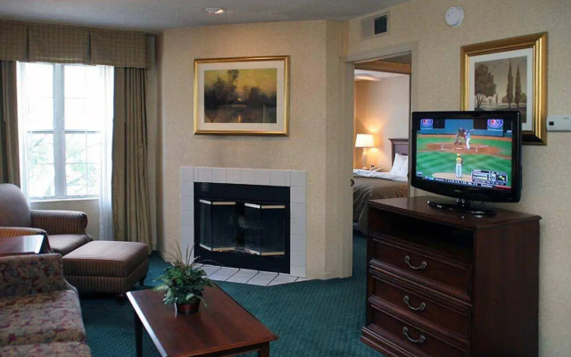 Homewood Suites Columbus-Worthington