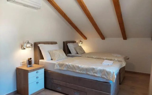 Lavanda Mobile Homes