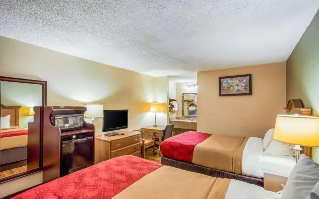 Econo Lodge Huntington - Barboursville University Area