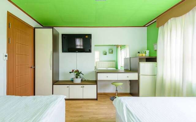 Che-Hui Western Hotel