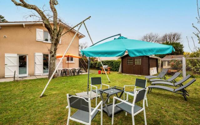 NOUVEAU maison avec jardin 10 couchages dans quartier calme