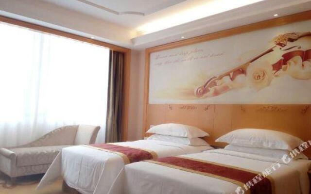 Vinenna International Dongguan Mountain Villa