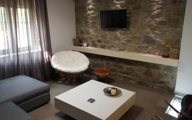 Modern Residence in the Center of Trikala