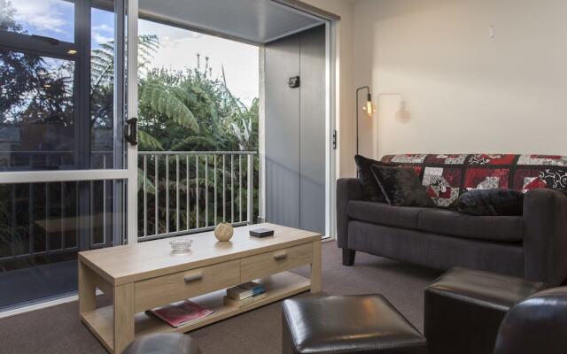 The Strandon Loft No7