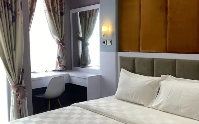 Good Deal And Comfy Studio Transpark Cibubur Apartment