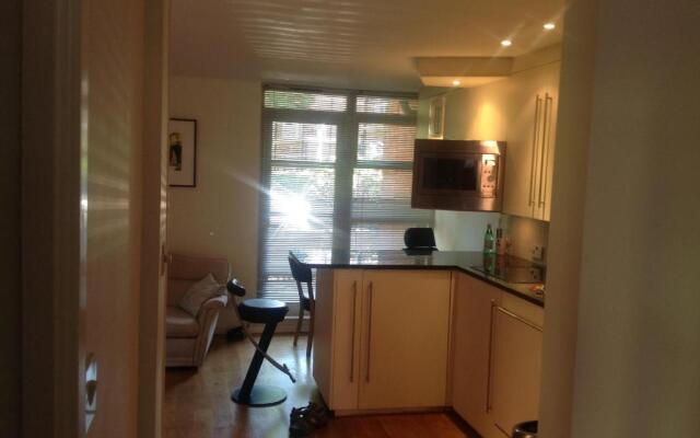 Rotherhithe apartment near park and river