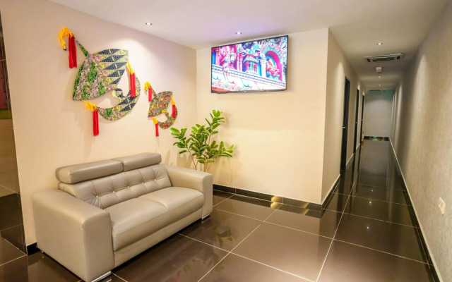 Alaxis Hotel