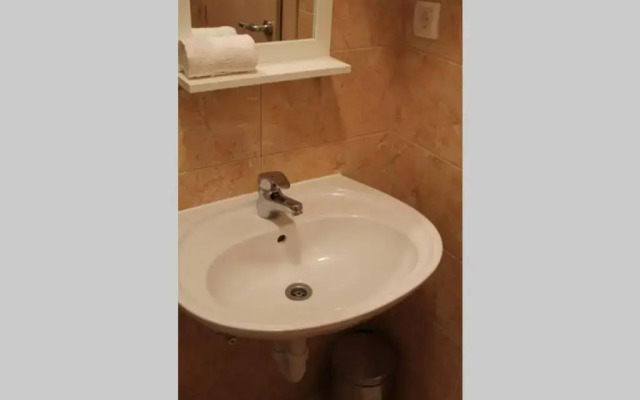 Studio apartment for 2 in center