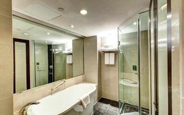 Holiday Inn Chengdu Century City-WestTower by IHG