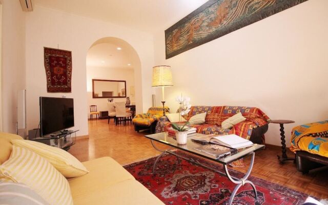 La Dolce Vita by Via Veneto 2BR Apt