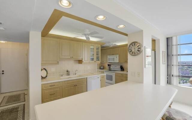 Seaview Condo #61505