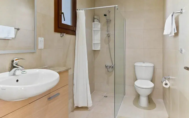 One Bedroom Apartment Pyrgos Cc12 Beautiful sea and Sunset Views