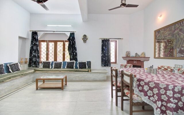 Thakore House By OYO Rooms