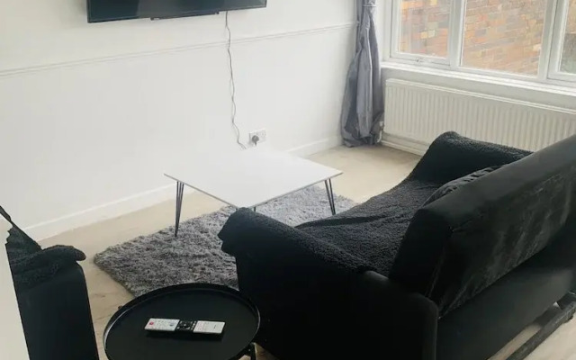 Impeccable 3 bed House in Brentwood