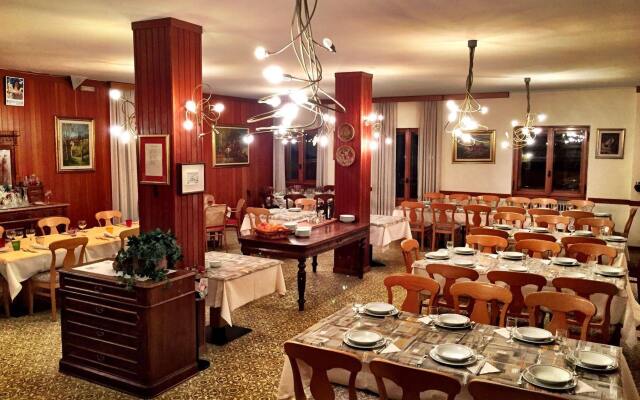 Hotel Ristorante La Sponda
