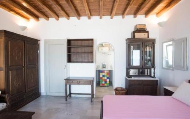Bleland Mykonos