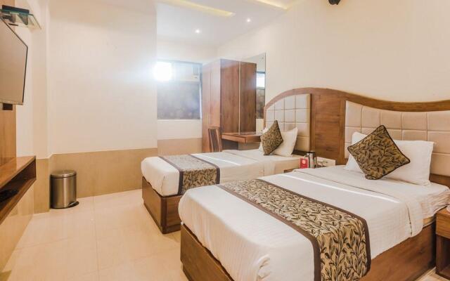 OYO 8363 Hotel Royal NS
