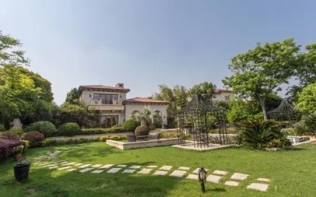Windward Loch Club Villa （KunShanDianShanHu）